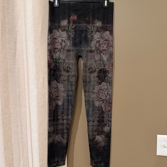 M. Rena Pants - M. Rena Women's High Waisted Dark Floral Leggings, One Size
